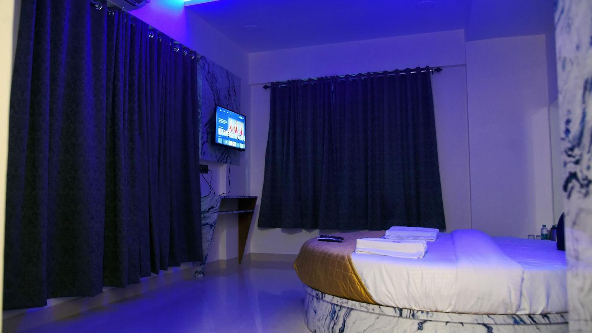 Smooth Checkin By Edition Blue Mumbai