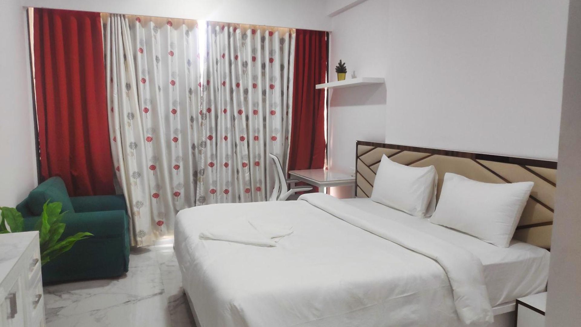 Premium In Hiranandani Powai By Maxxvalue - Chitranjan