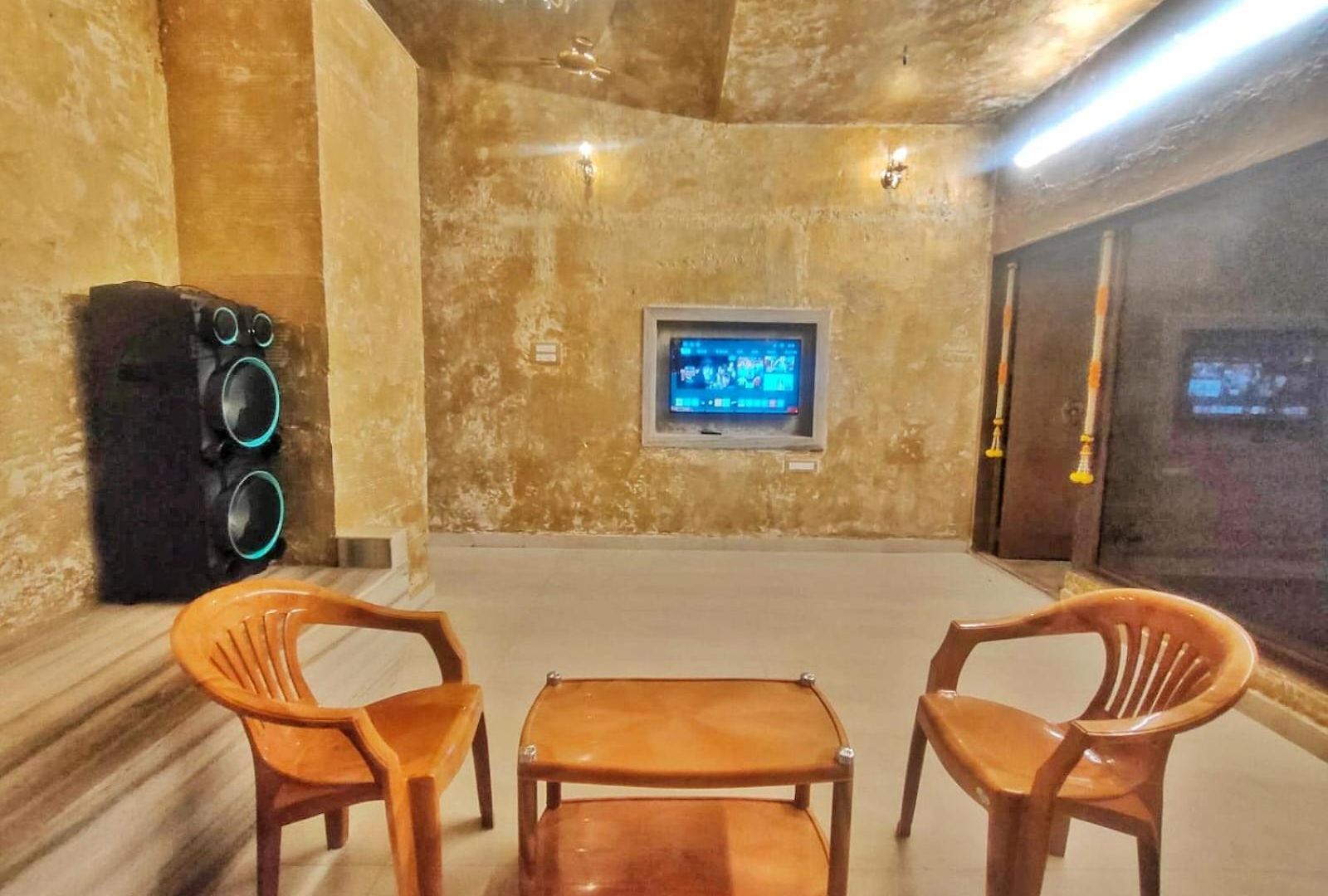Wadhwani's Haveli In Royal Palms *
