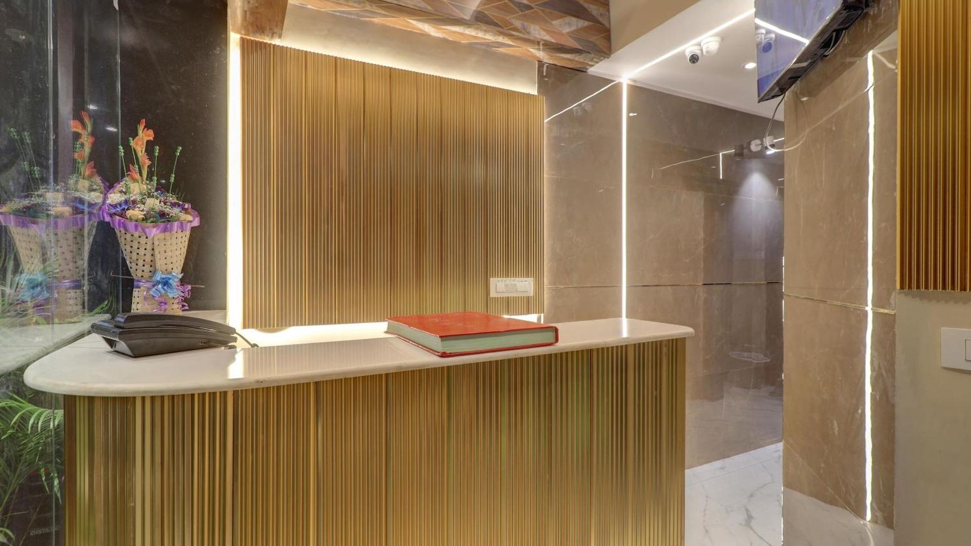 Hotel Omega