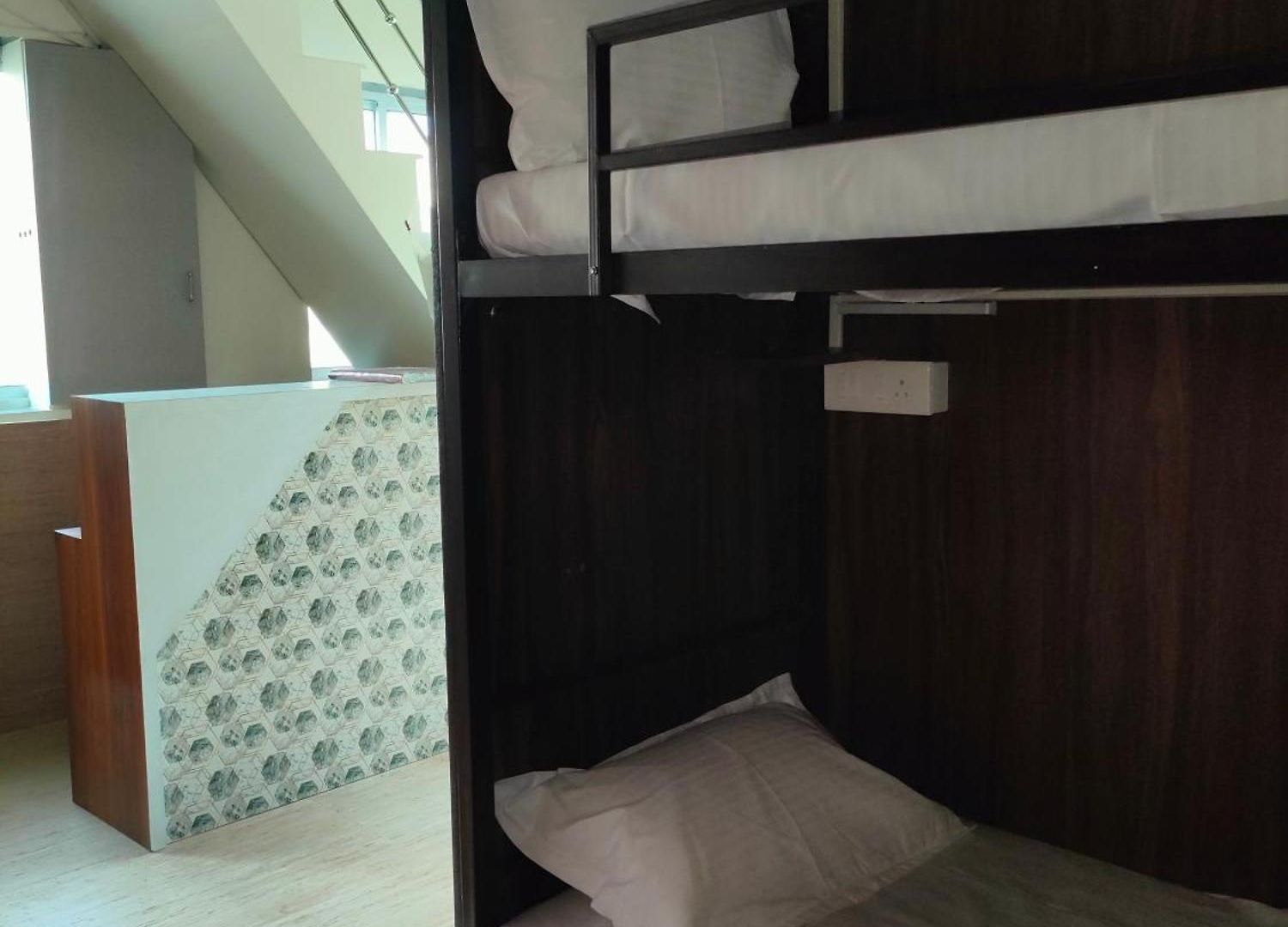 Hostel Aafee & Mumbai