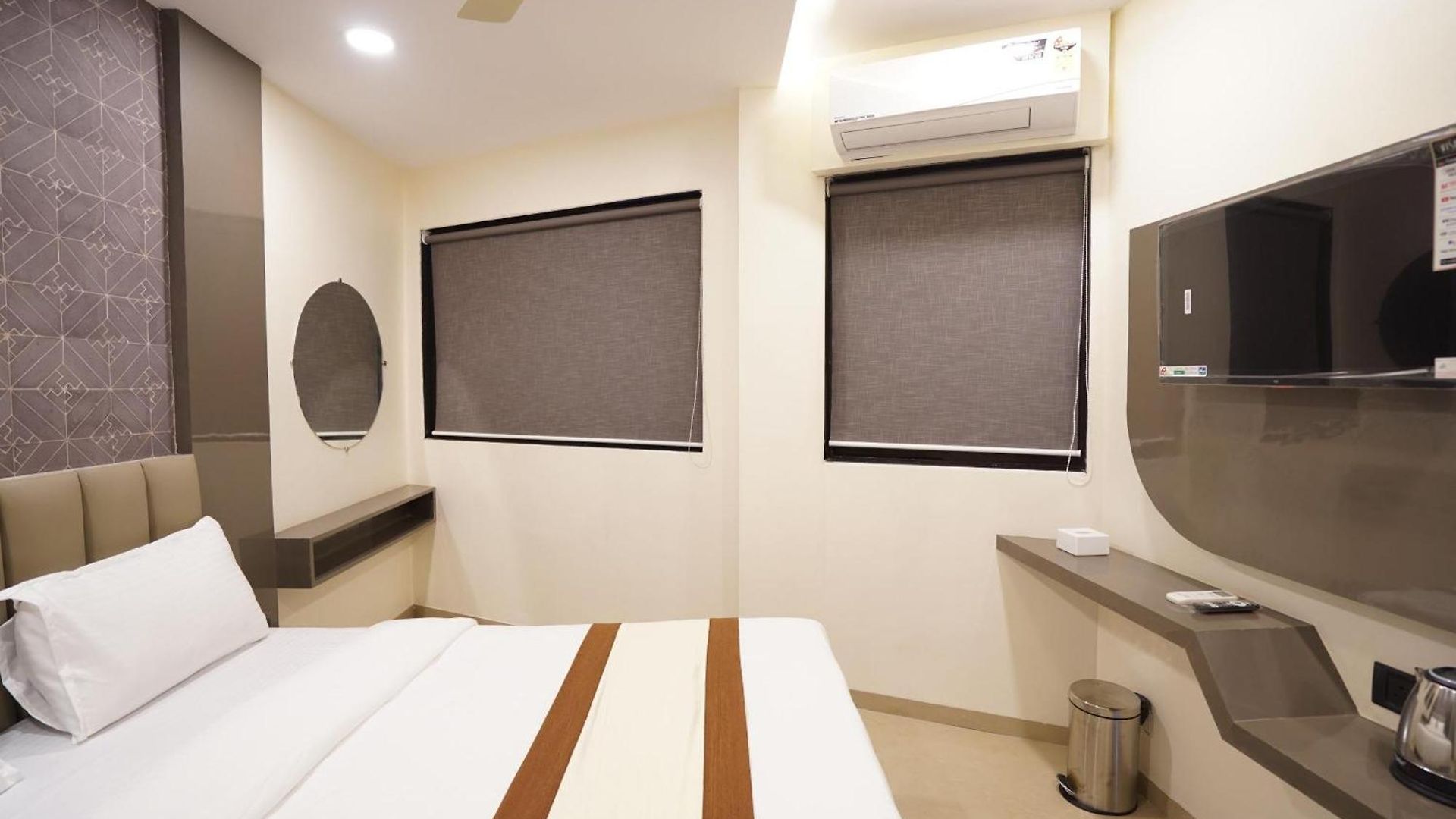 Lancaster 3* Mumbai