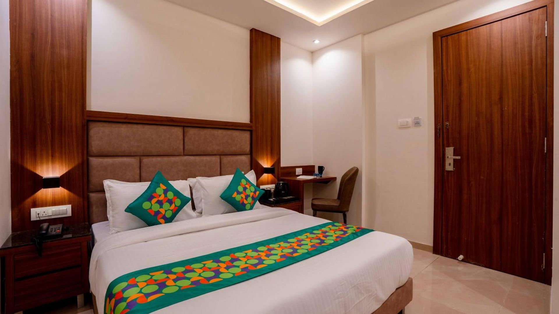 Hotel Treebo Palm Olive 3*