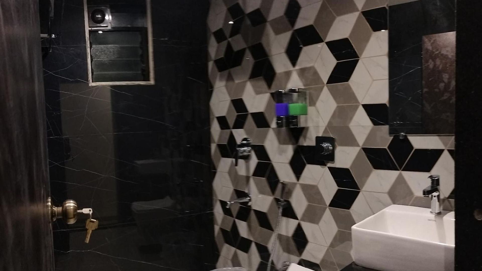 Hotel Lancaster 3*