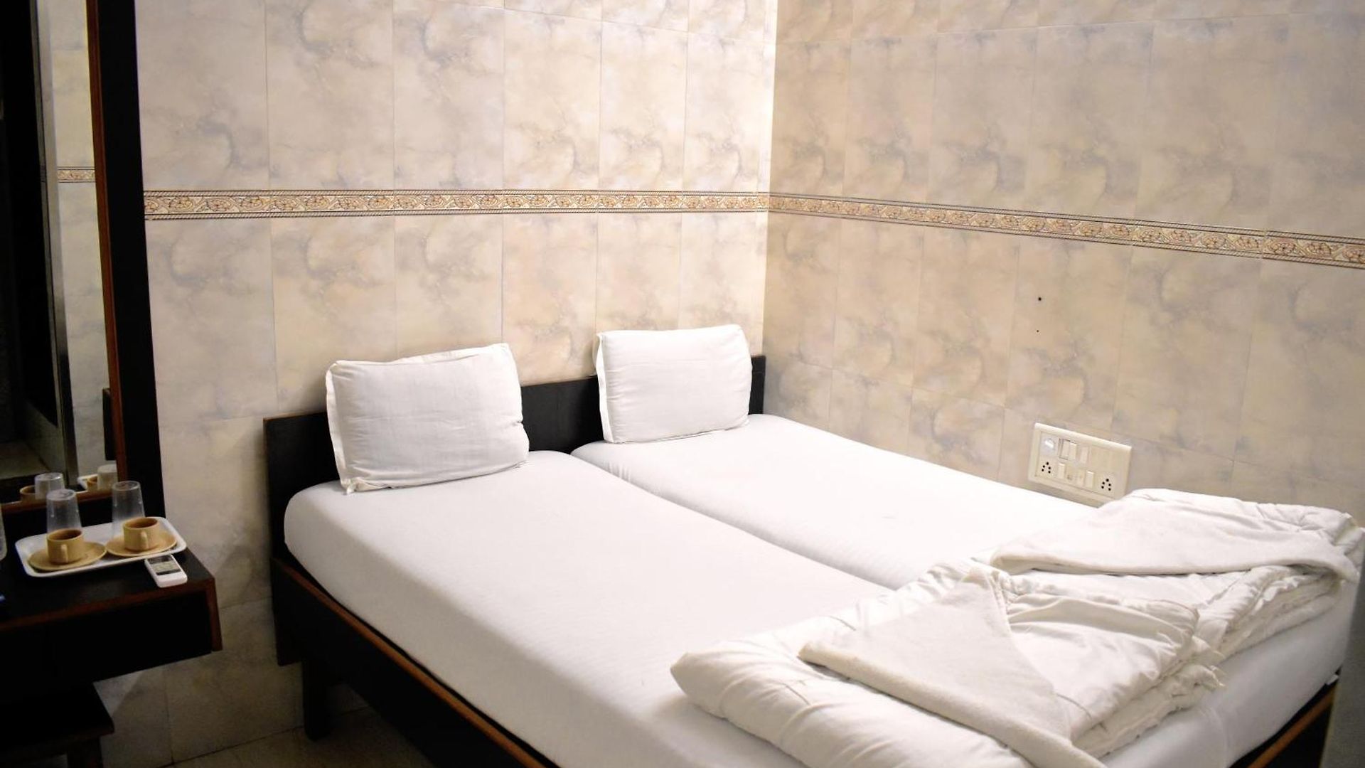 Sc Kamal Hotel Mumbai