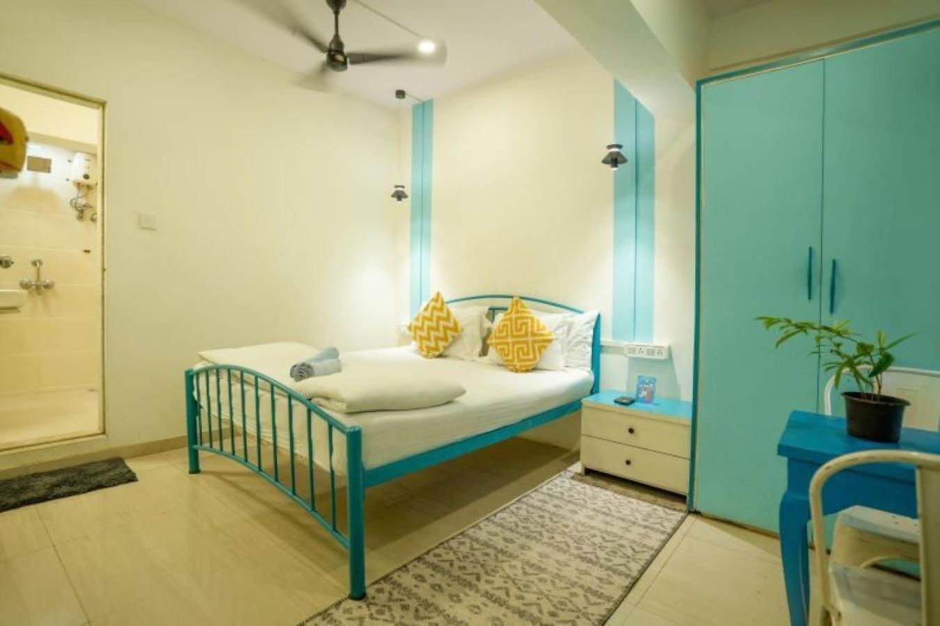 Locomo Hostel Express - Stay Work Eat Hostel