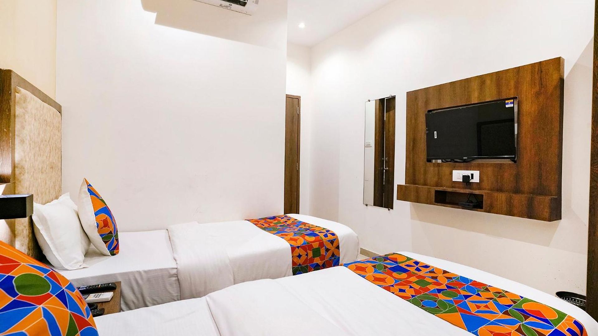 Fabhotel Atithi Residency I - Nr Bkc Hotel