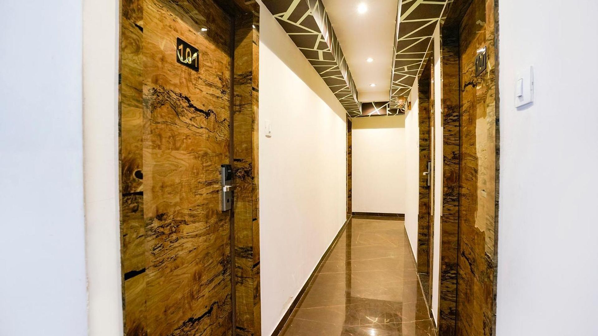 Fabhotel Atithi Residency I - Nr Bkc 3*
