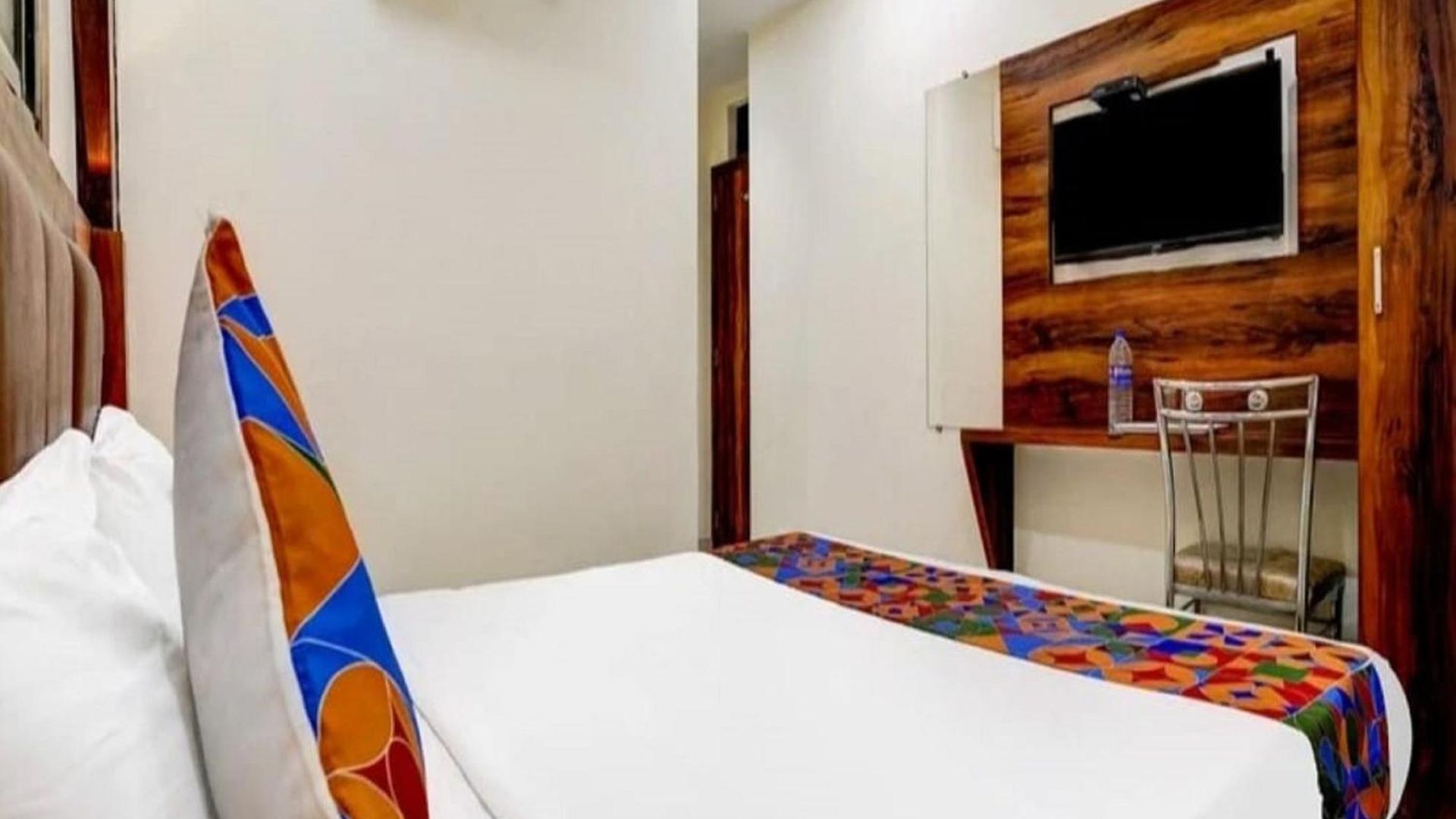 Golden Sands Near T2 International Airport Apartment