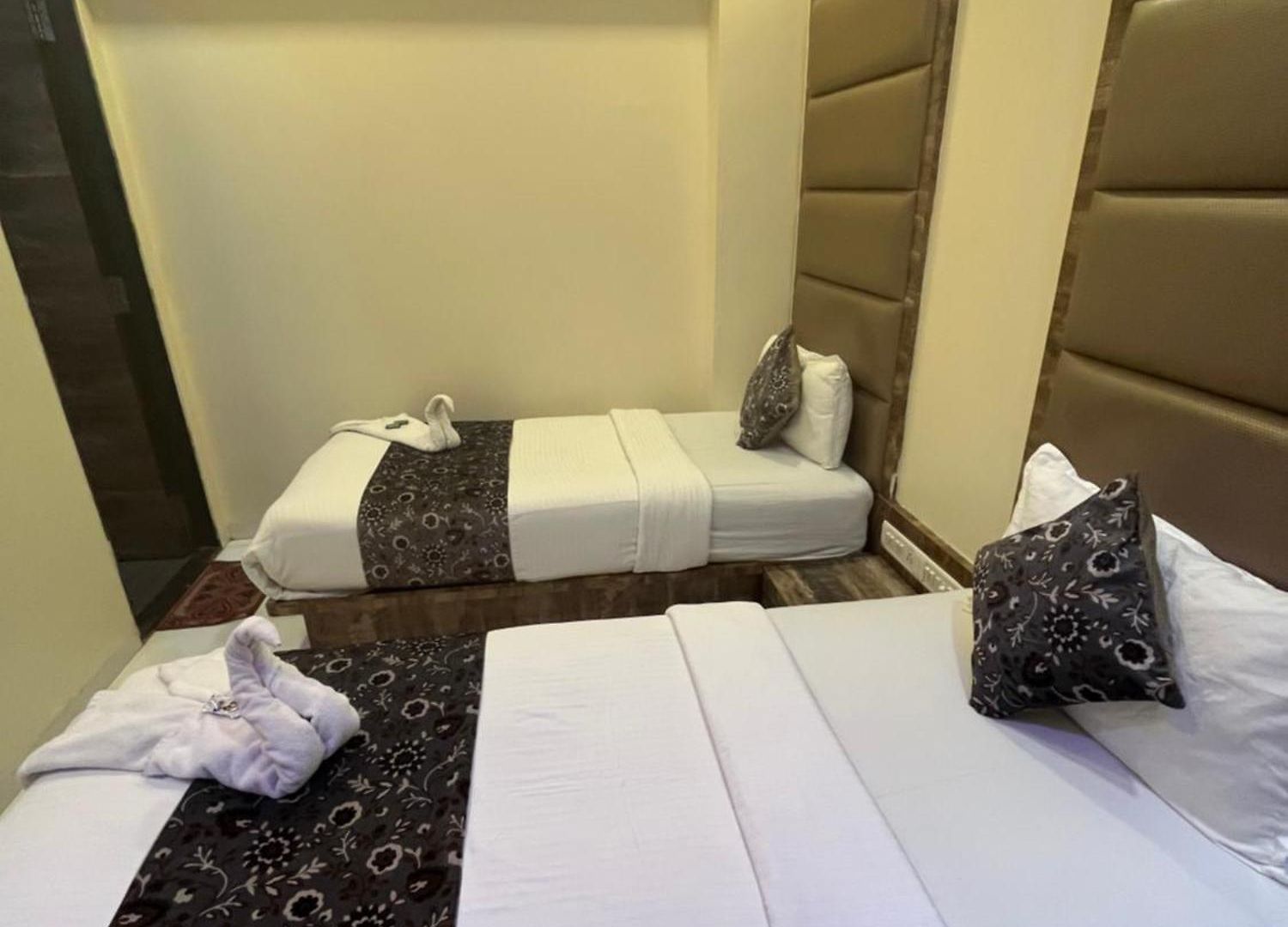 Magnetic Terminal-2 Hotel Mumbai