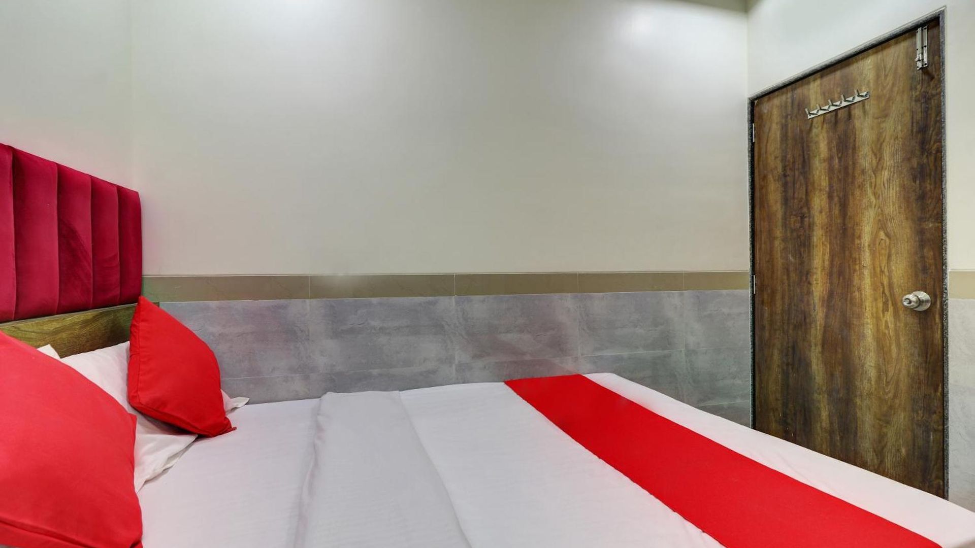 New Balaji Residency 3*