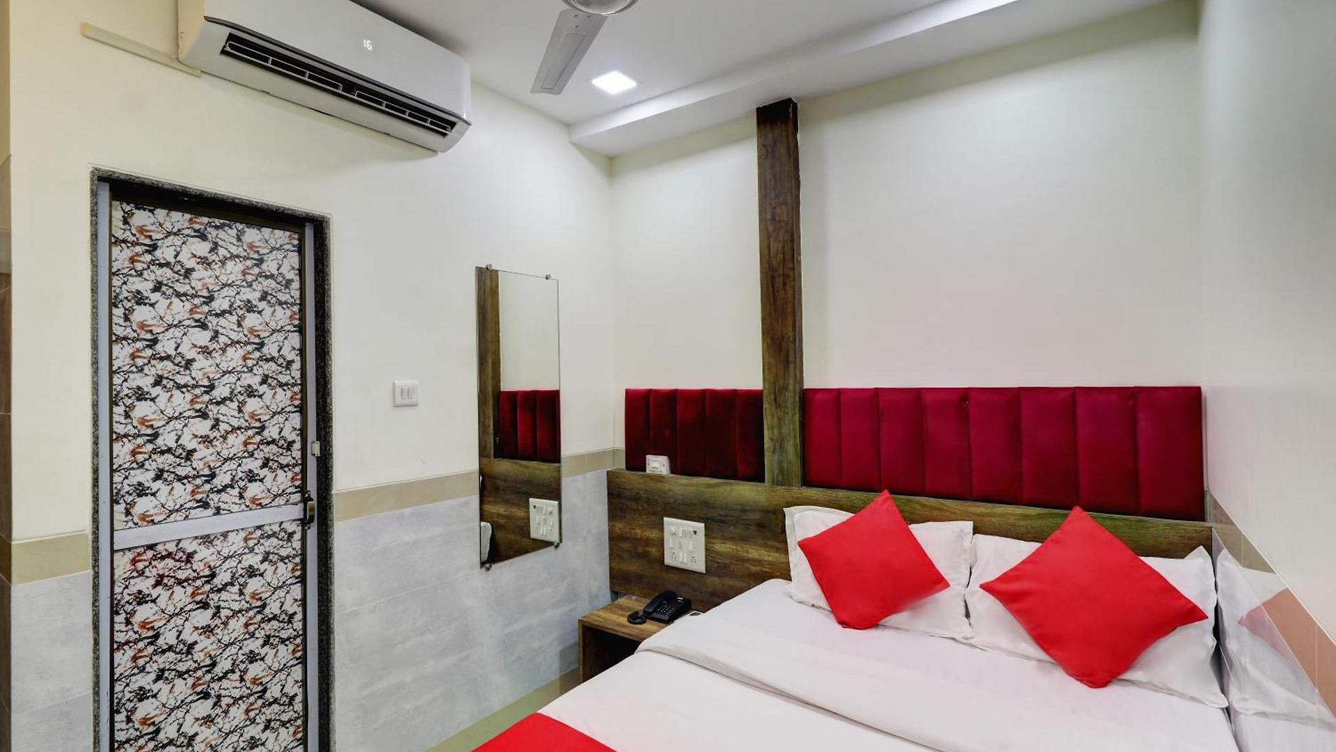 New Balaji Residency 3*