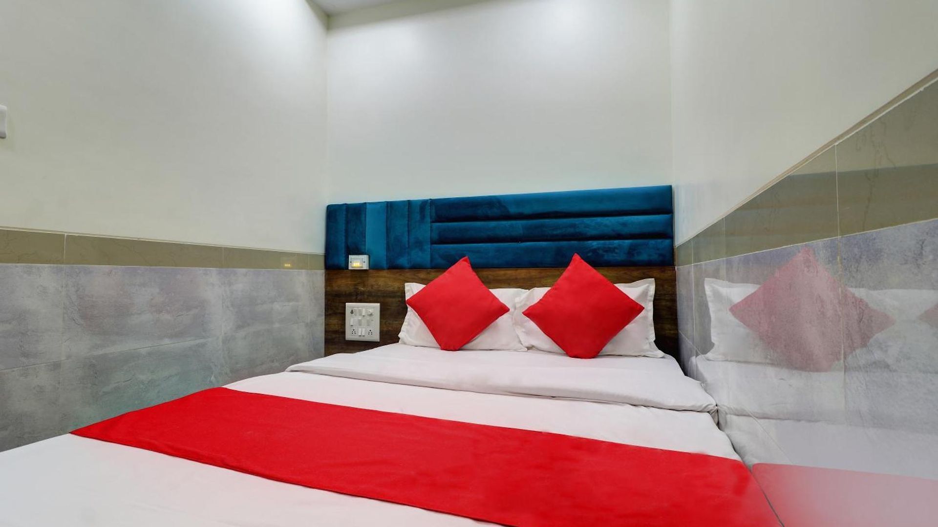 New Balaji Residency 3*