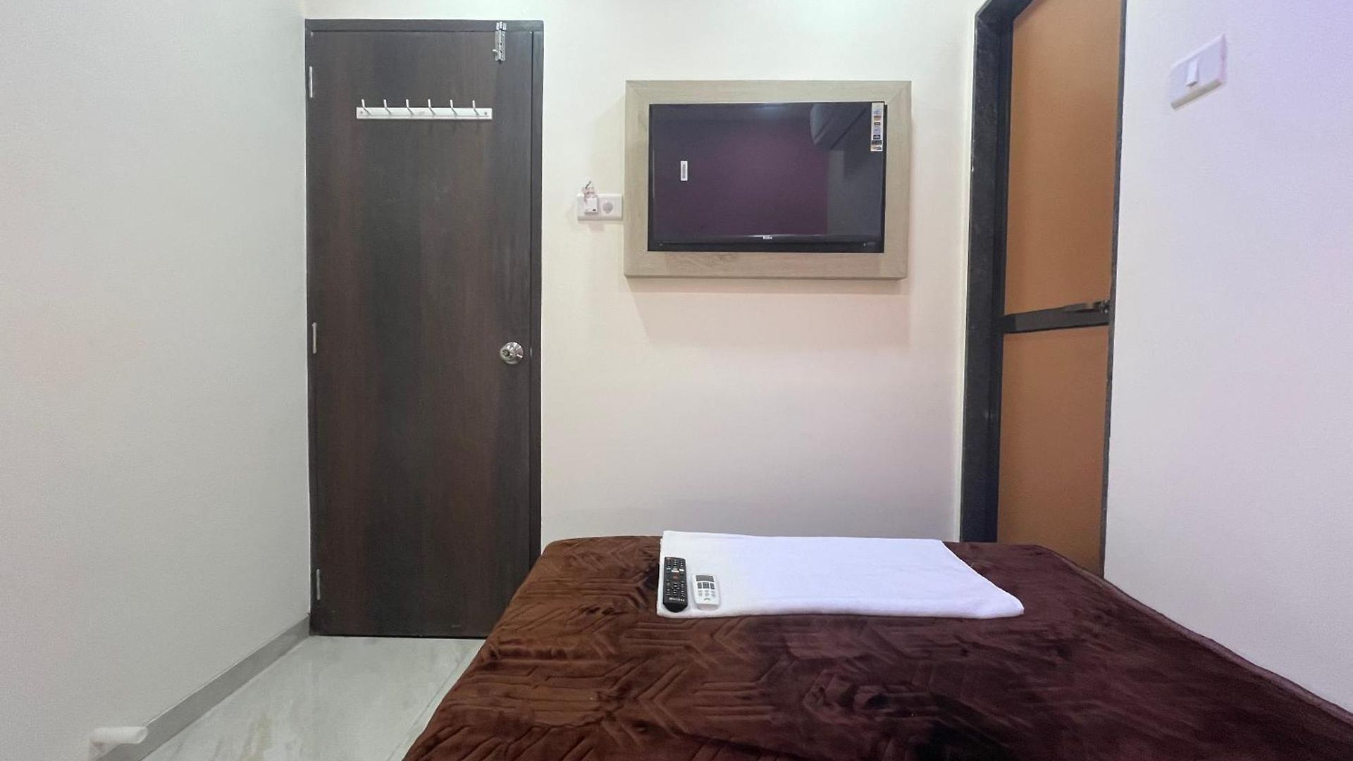 Parel Residency 3*