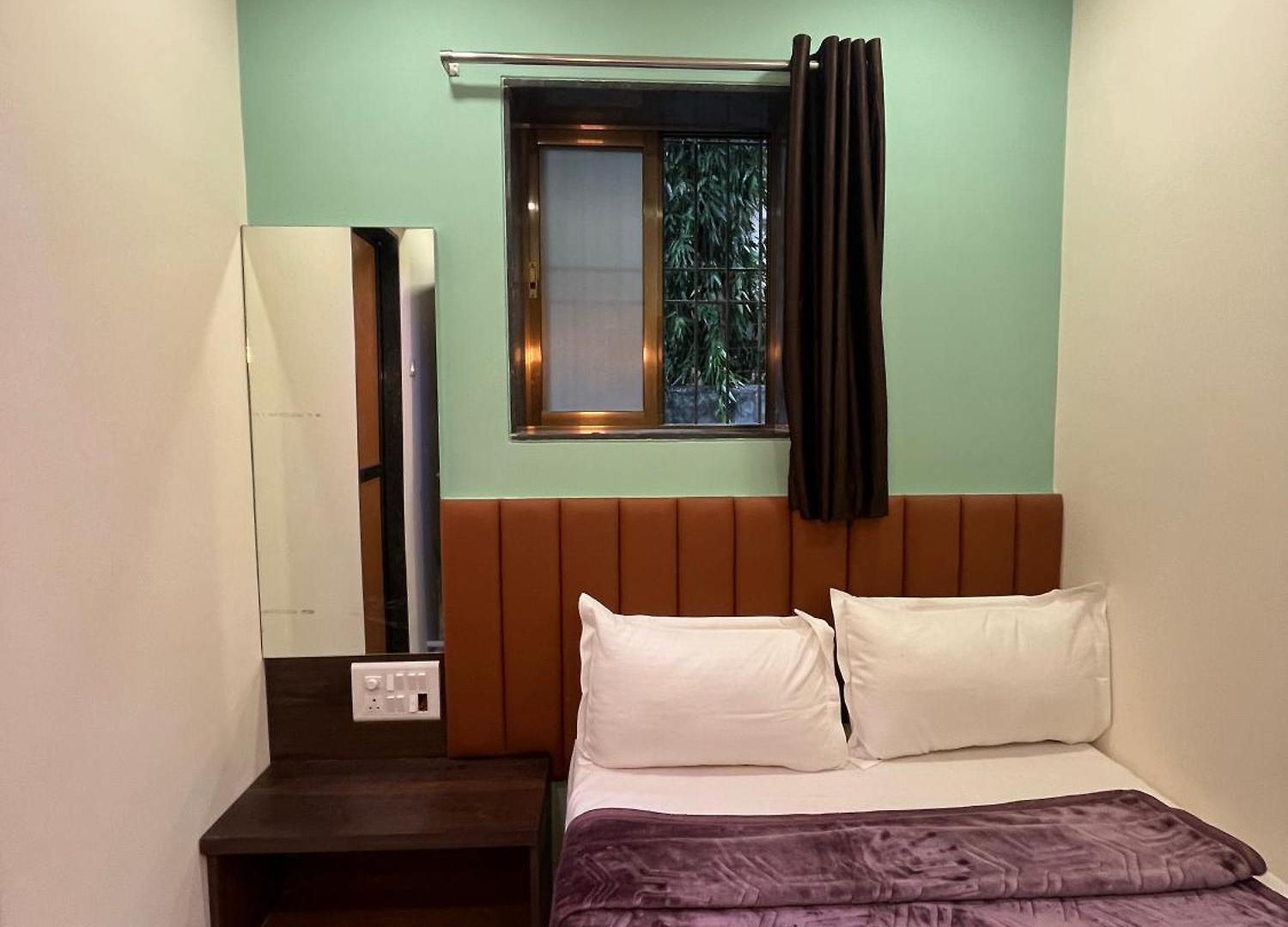 Parel Residency
