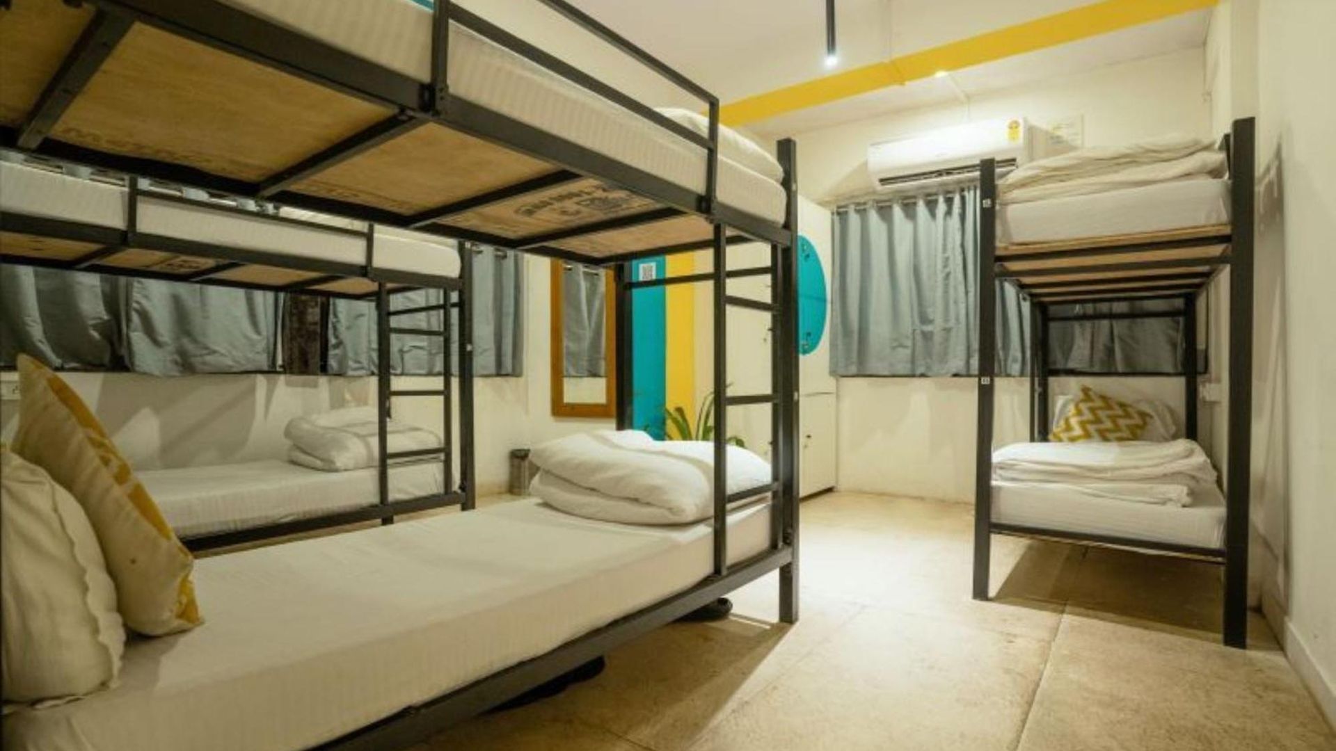Locomo Hostel Express - Stay Work Eat Hostel