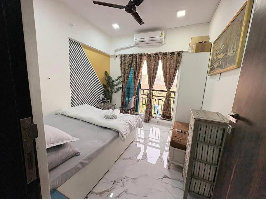 Chic - Bright 1 Bhk Close To Lilavati Hospital, Bandra West 602