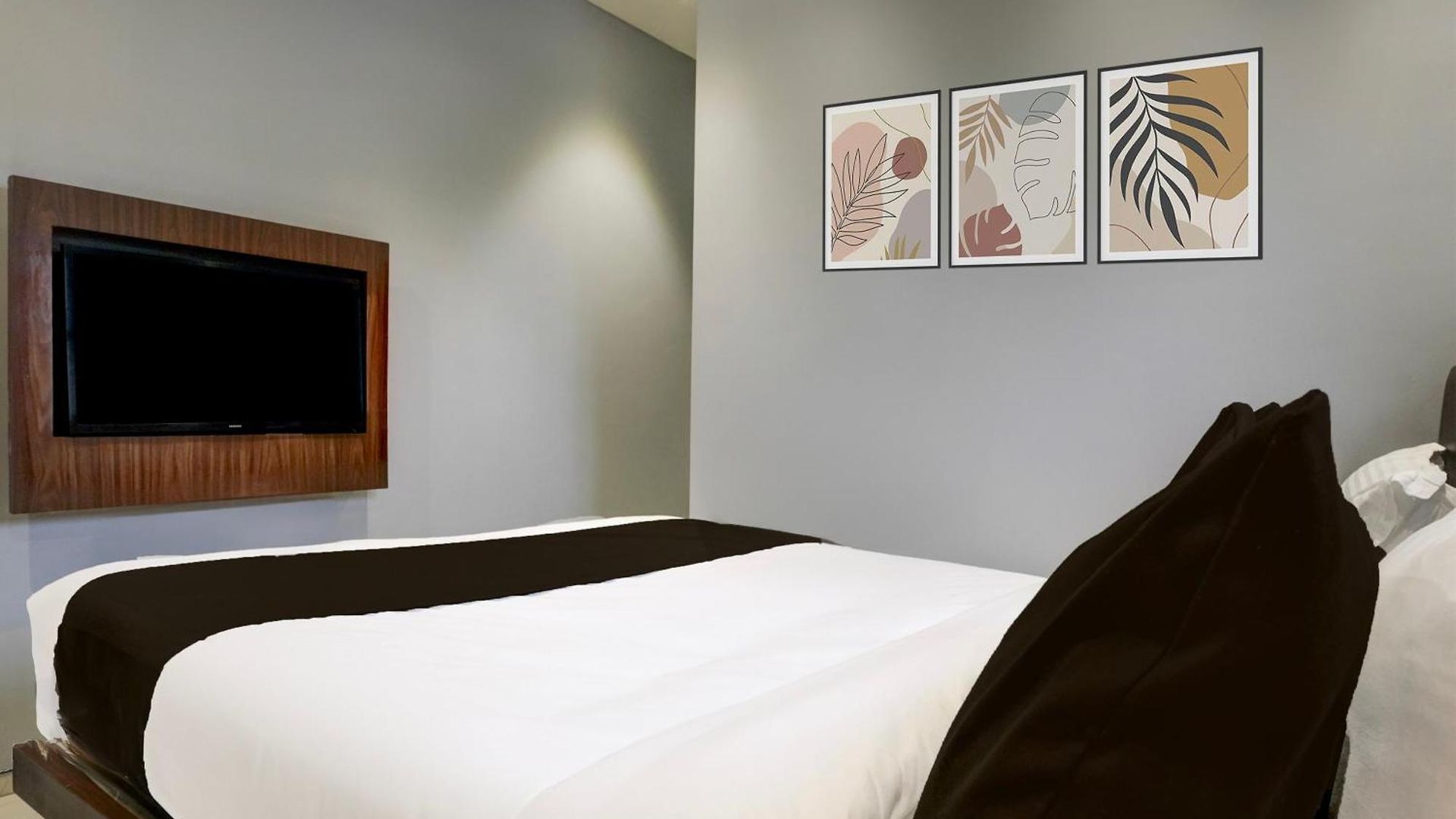 Hotel Super Oyo Hotel O Powai Inn Mumbai 4*