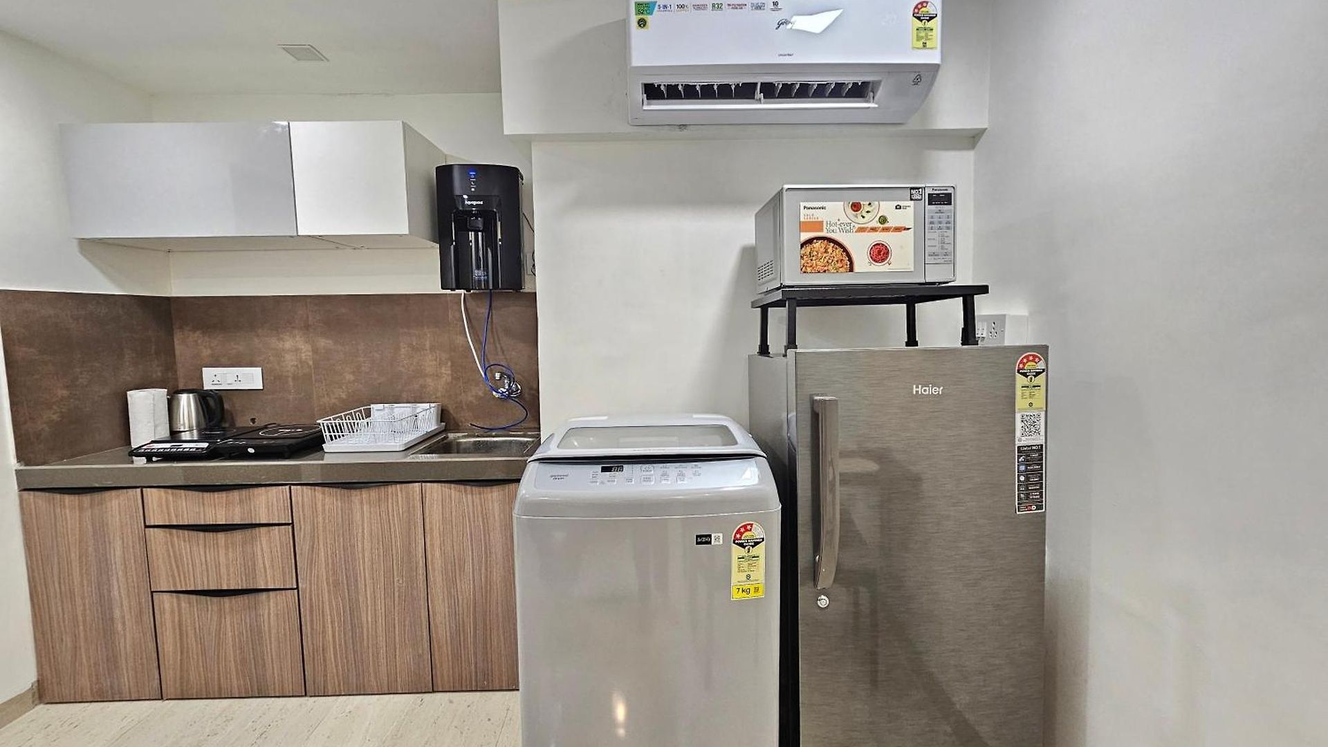 Apartment Lite - Khar West