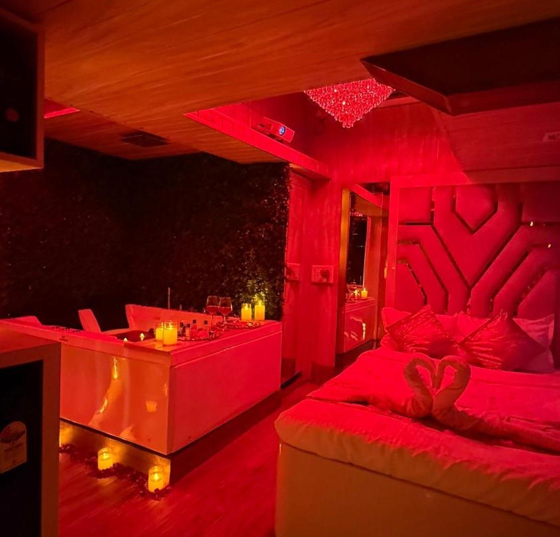 Makaan - The Luxury Aparthotel *