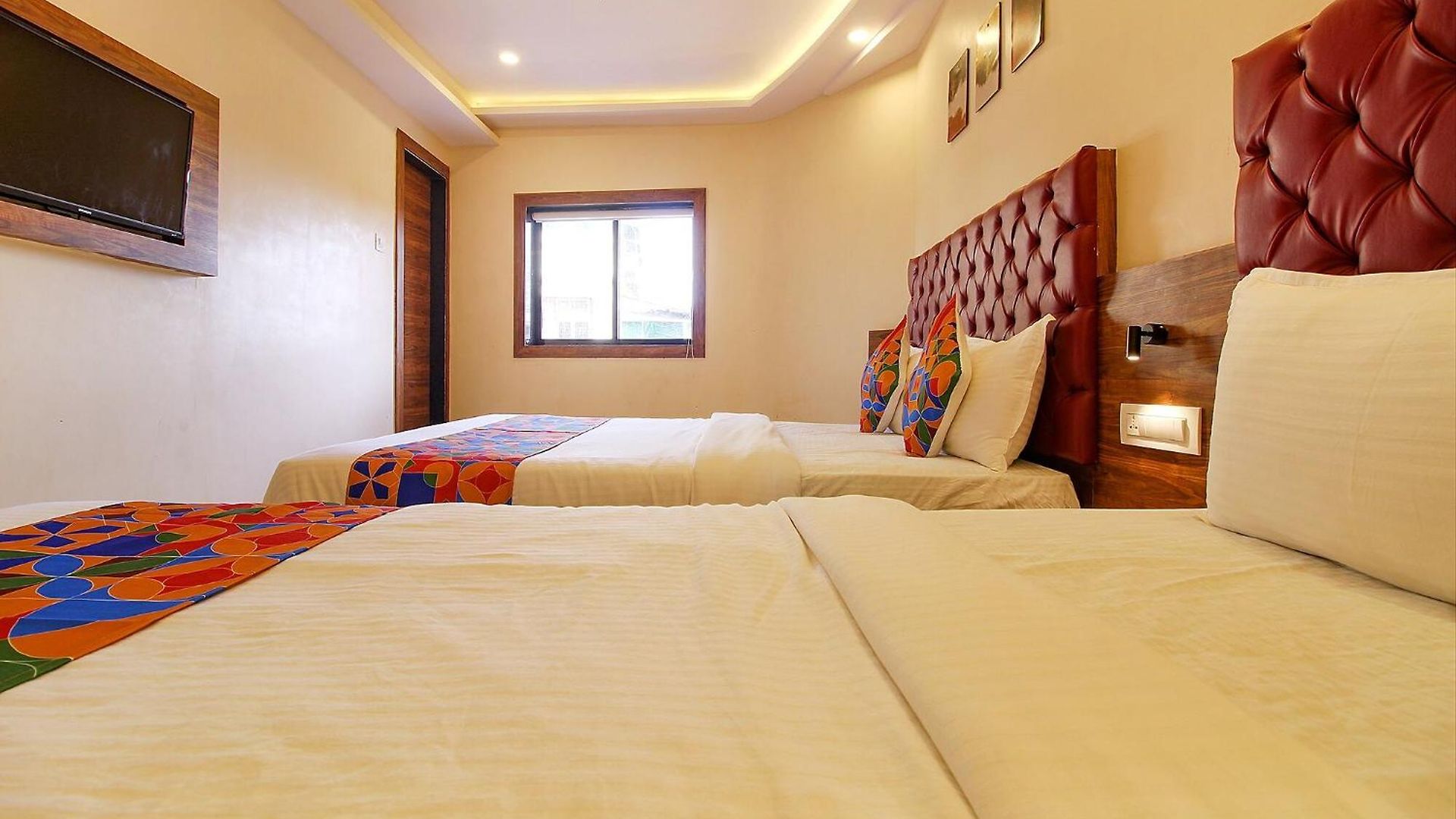 Fabhotel Peninsula - Nr Csmt Station 3*