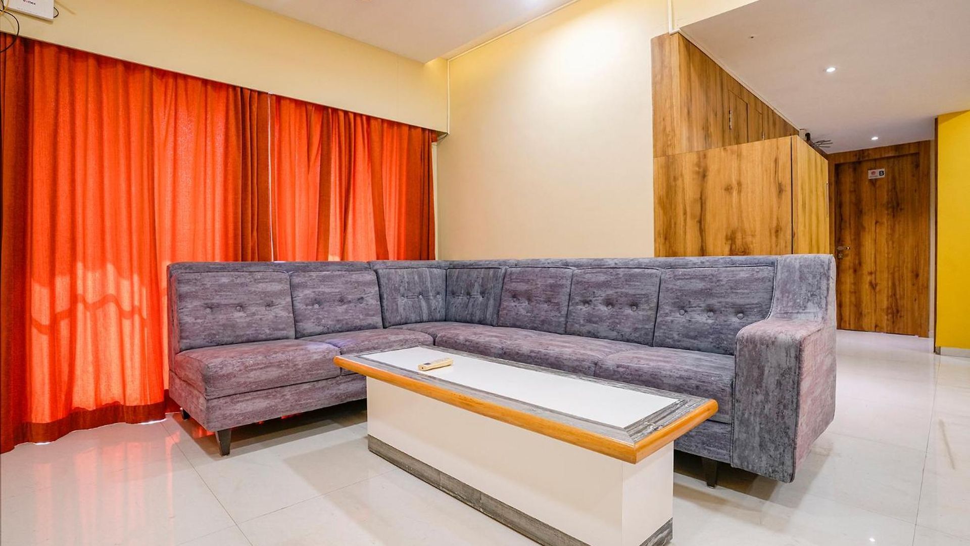 Hotel Fabhotel Welcome Apartments - Nr Mumbai International Airport Mumbai