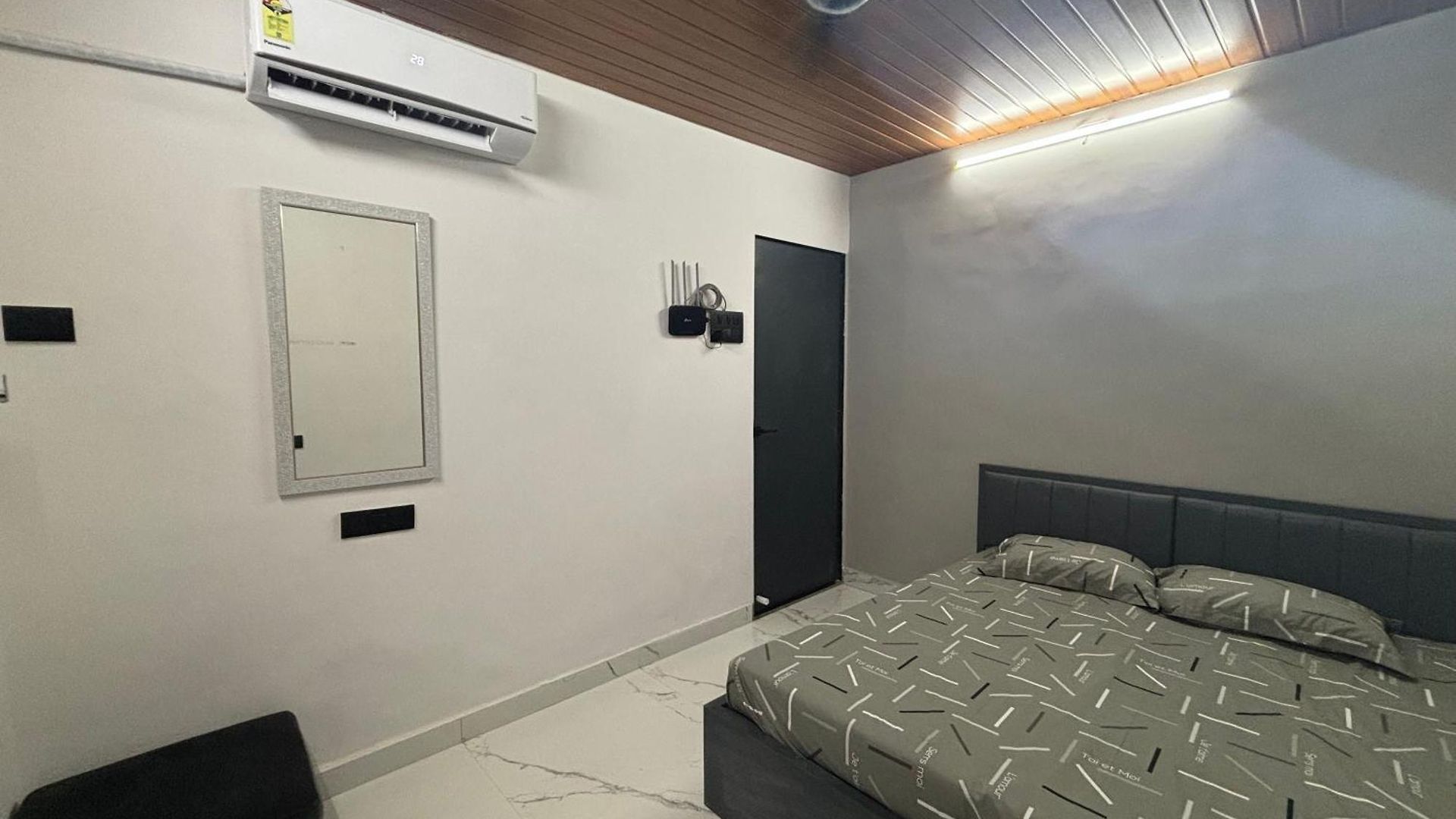Bed & Breakfast Aqua International Airport