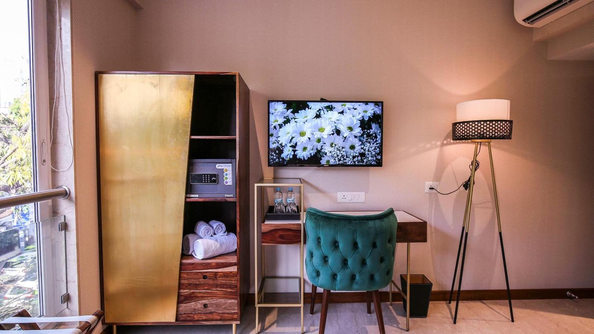 Apartment Theory9 Premium Service Bandra