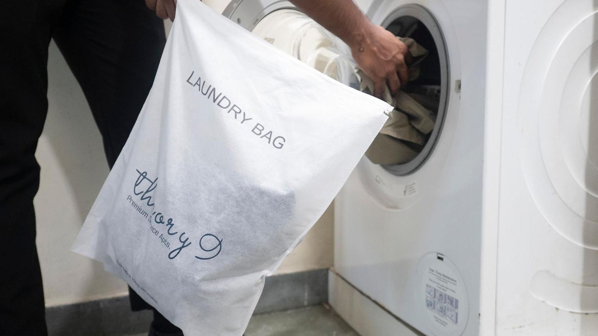 Apartment Theory9 Premium Service Bandra *