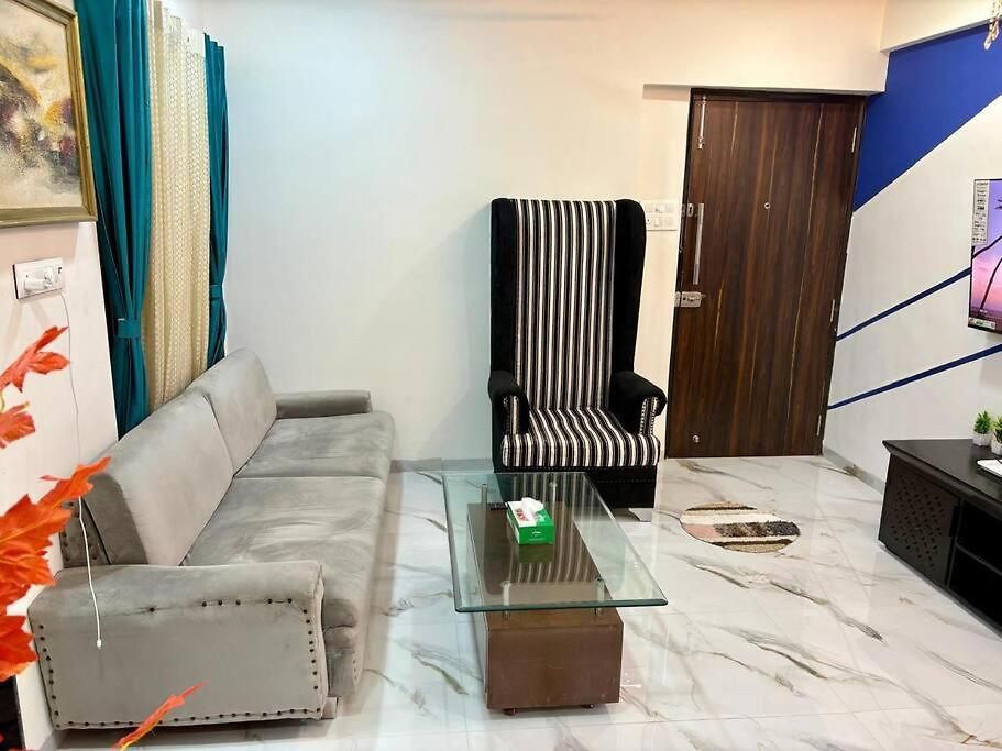 Apartment Cozy 1bhk With View In Bandra West 401 Mumbai