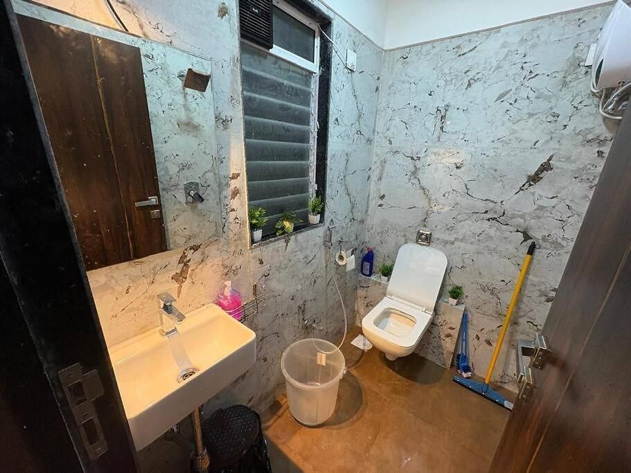 Cozy 1bhk With View In Bandra West 401 Apartment