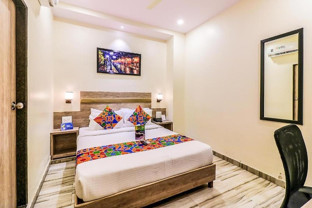 Glitz Aksa International - Nr T2 & Iit 3* Mumbai