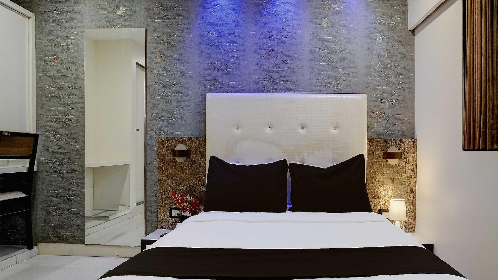 Hotel O Golden Star 4*