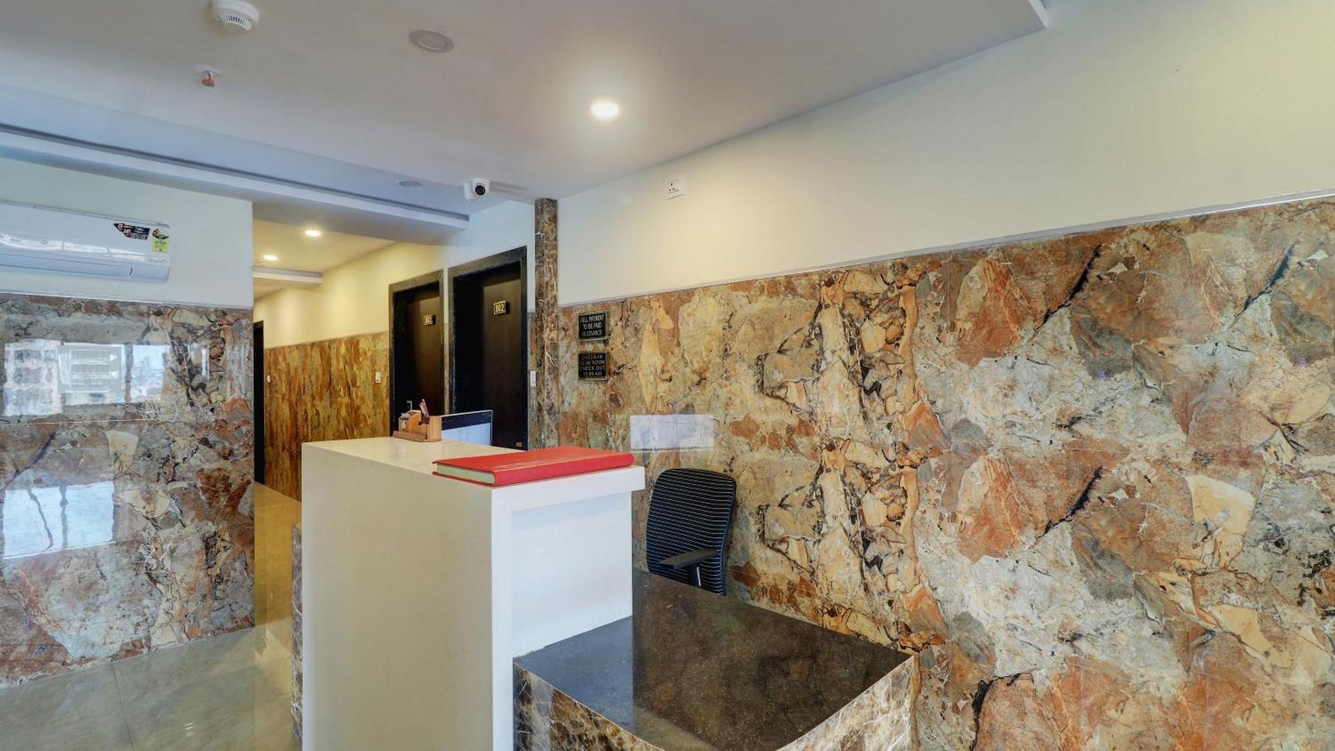 Victoria Grace Hotel