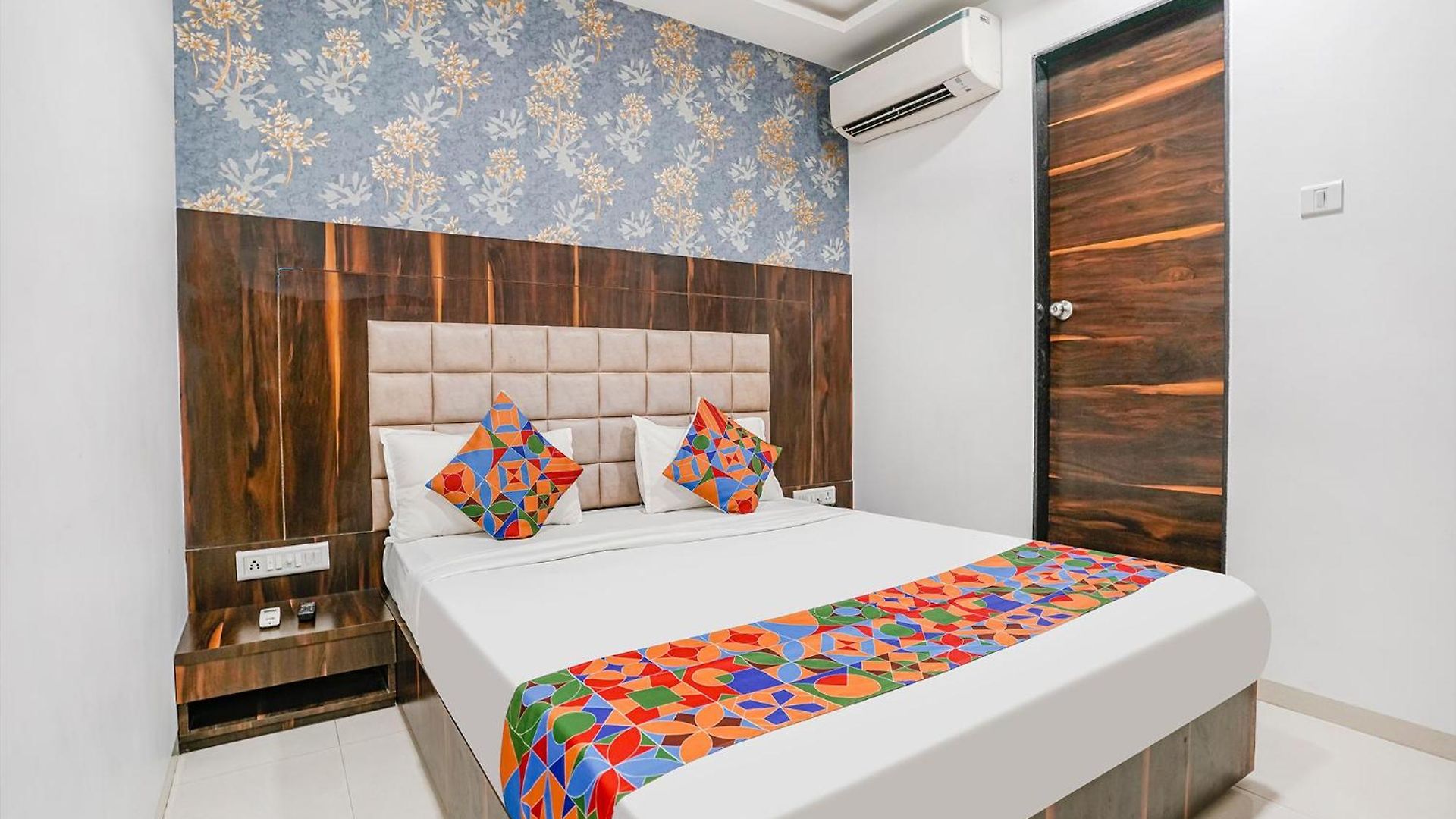 Fabhotel Elvis - Nr International Airport Mumbai