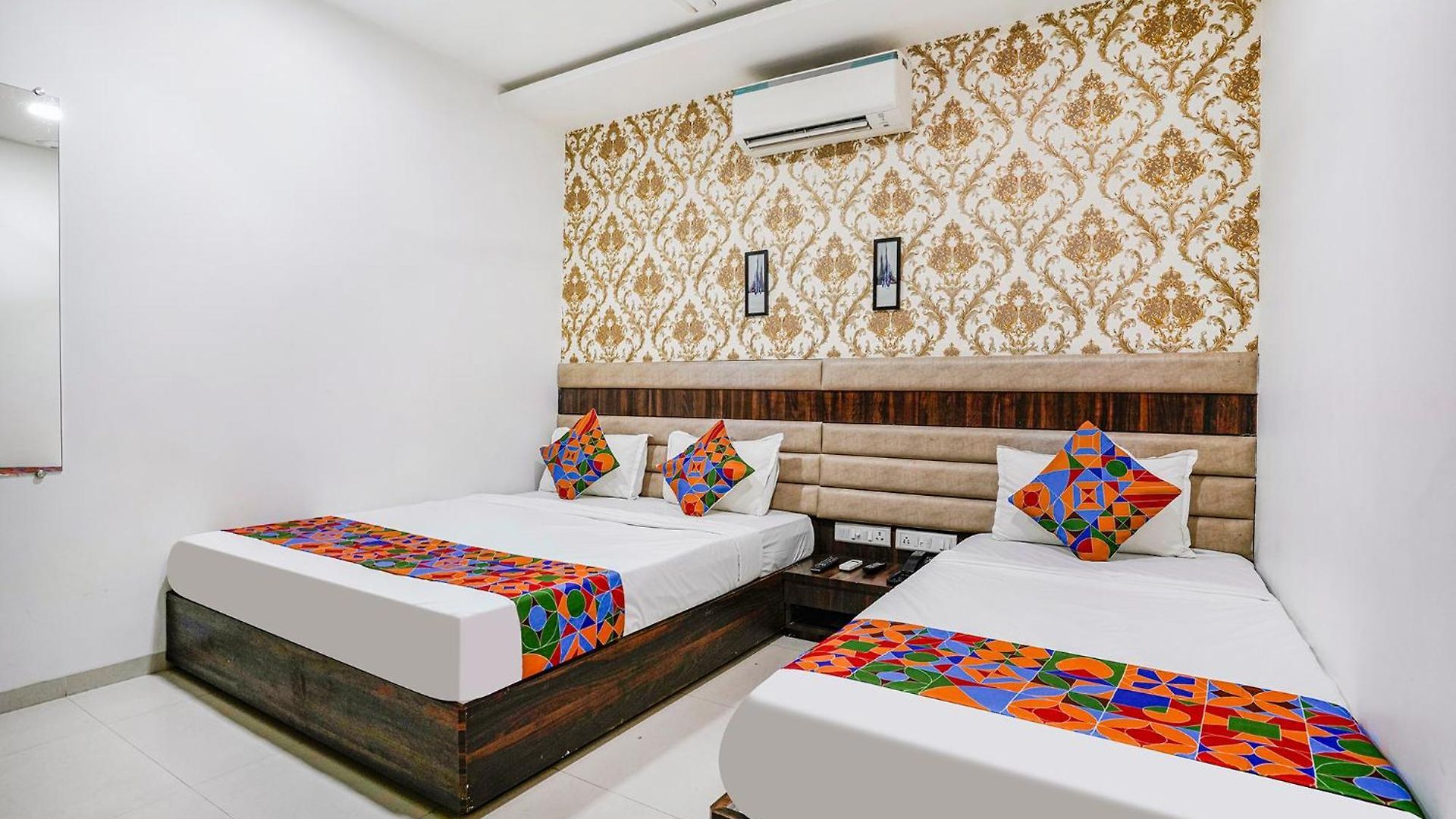 Hotel Fabhotel Elvis - Nr International Airport 3*