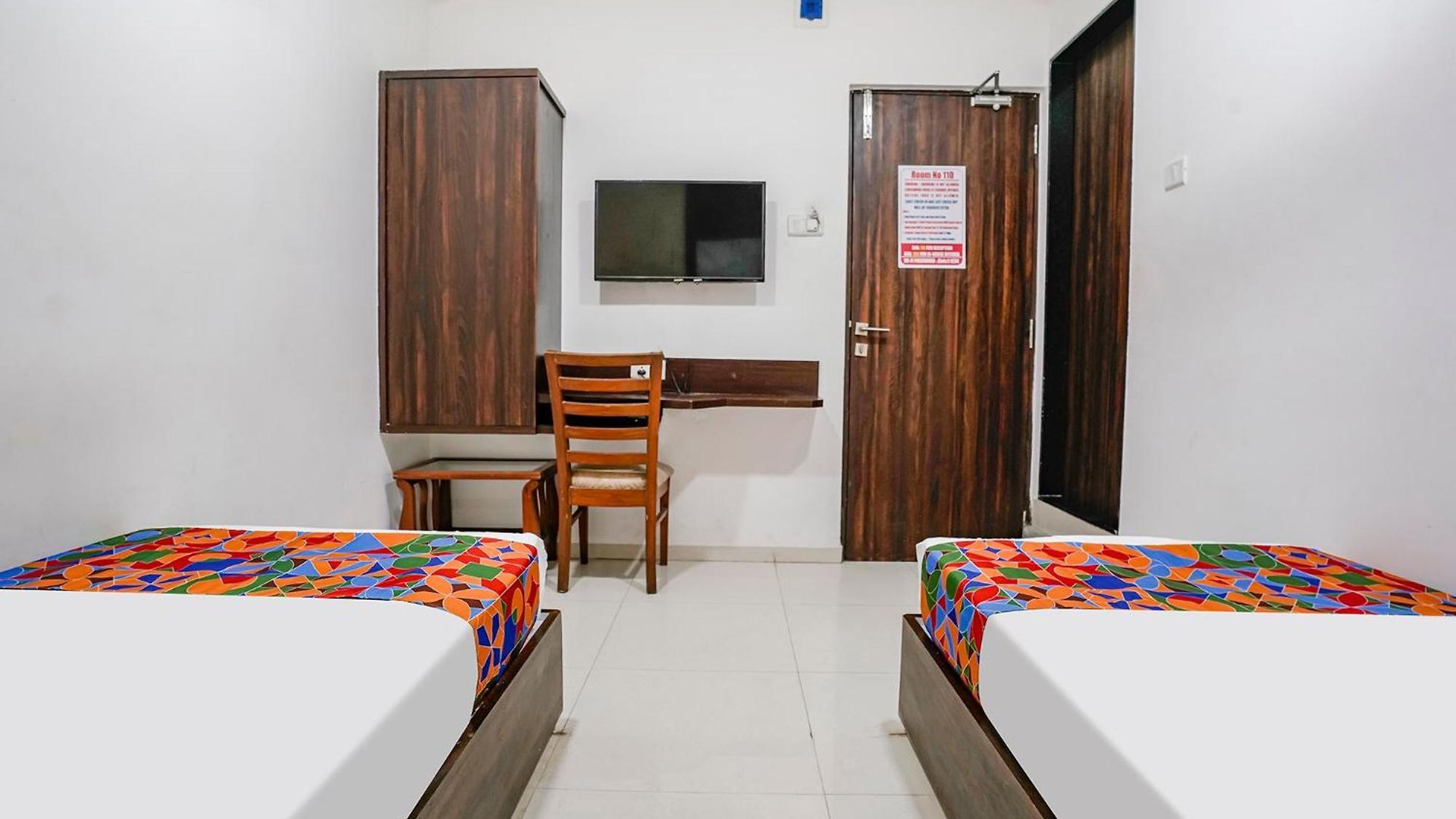 Fabhotel Elvis - Nr International Airport 3*