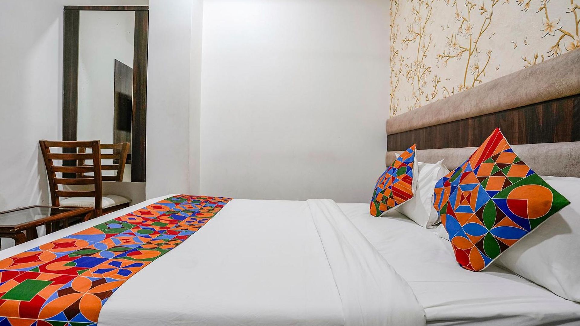 Fabhotel Elvis - Nr International Airport Hotel Mumbai