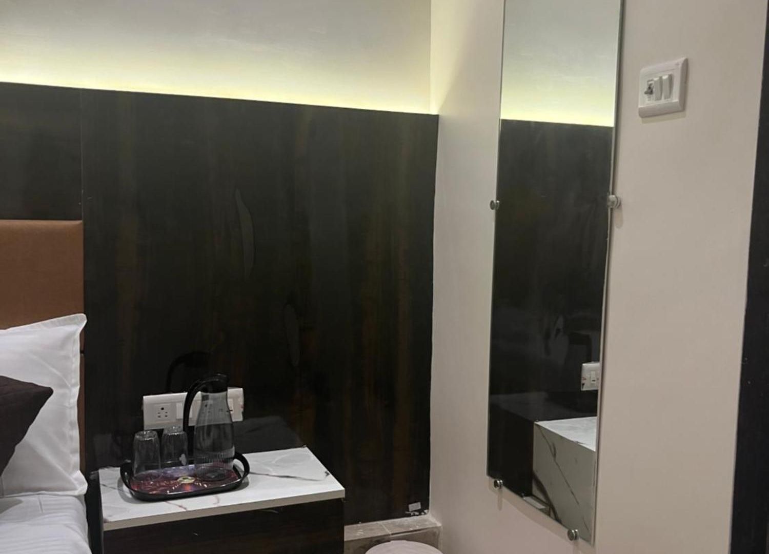 Powai Palace 3*