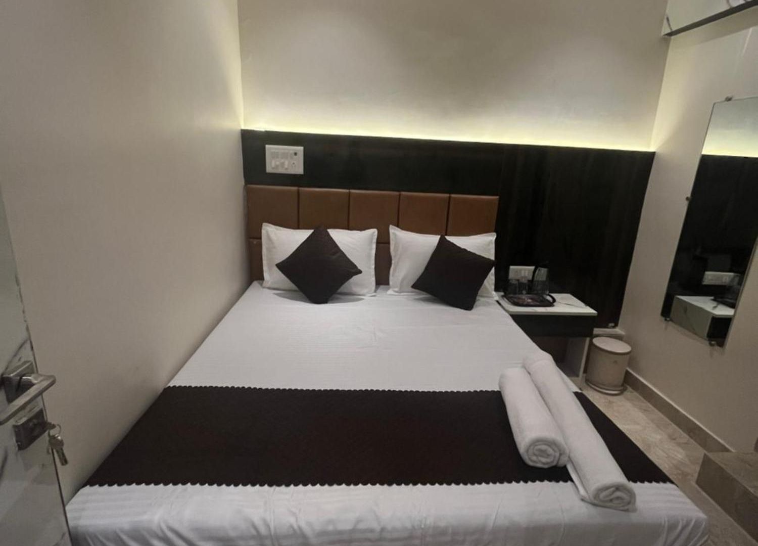 Powai Palace Hotel