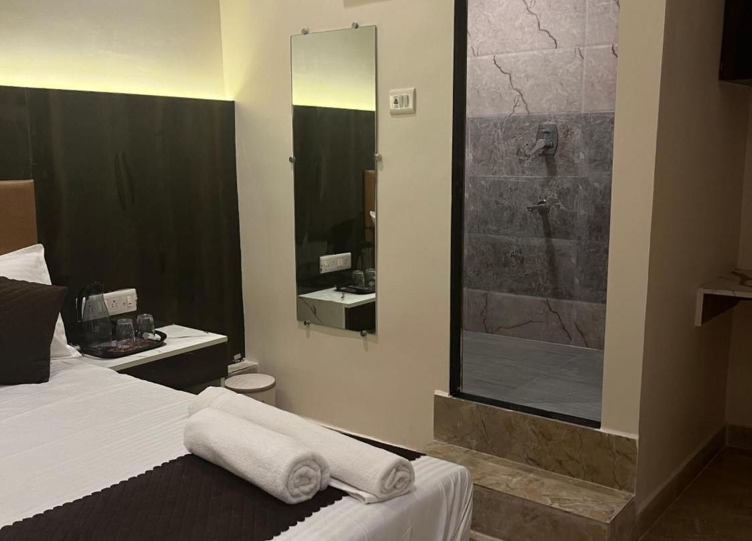 Powai Palace Hotel Mumbai