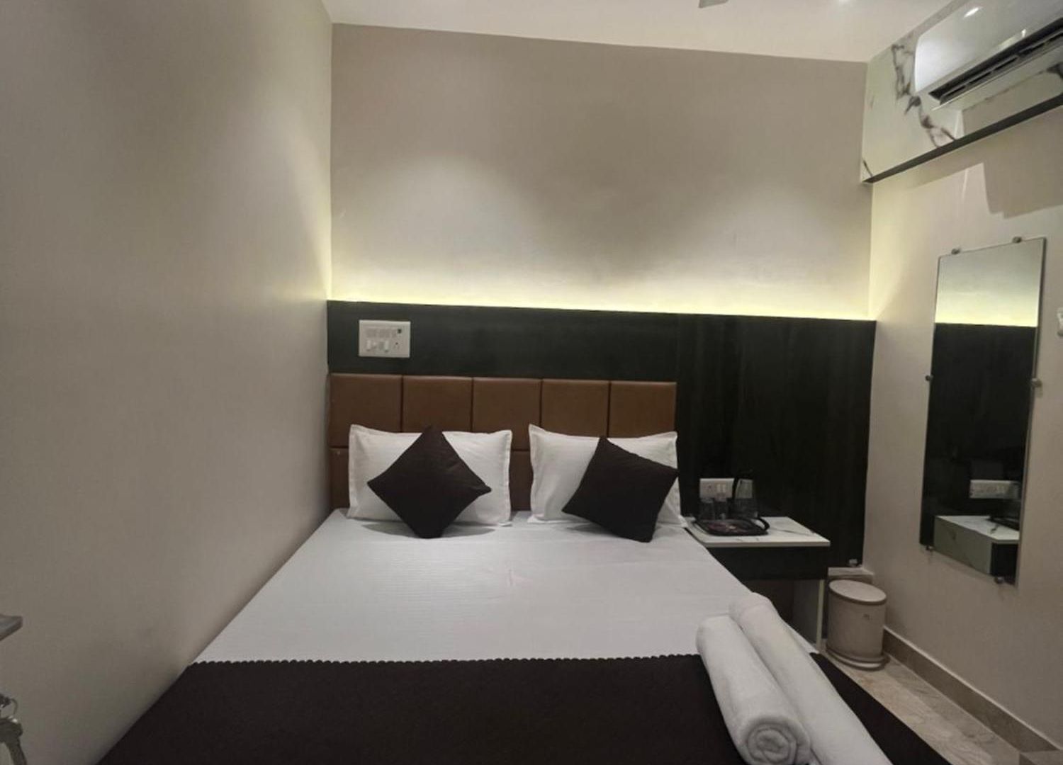 Hotel Powai Palace Mumbai