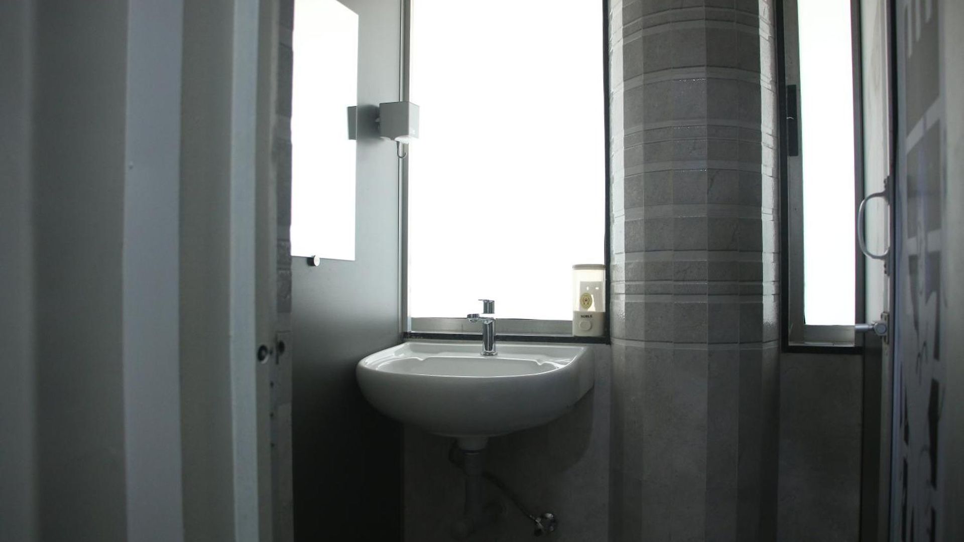 Fostel- The Hostel *