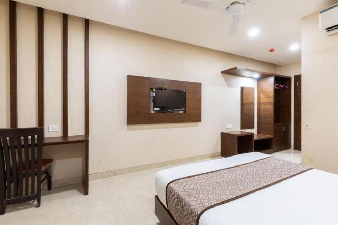 Vertigo Kurla West Hotel