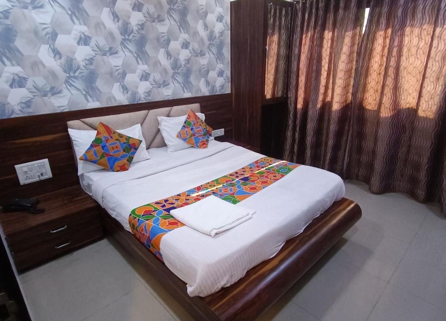 Guest house Airport-intl Airport Near To Airport & Bkc Us Consulate 2*