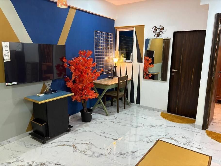Apartment Modern 1bhk Retreat At Waroda Road, Bandra 203