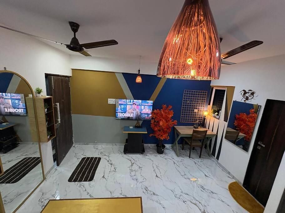 Apartment Modern 1bhk Retreat At Waroda Road, Bandra 203 *