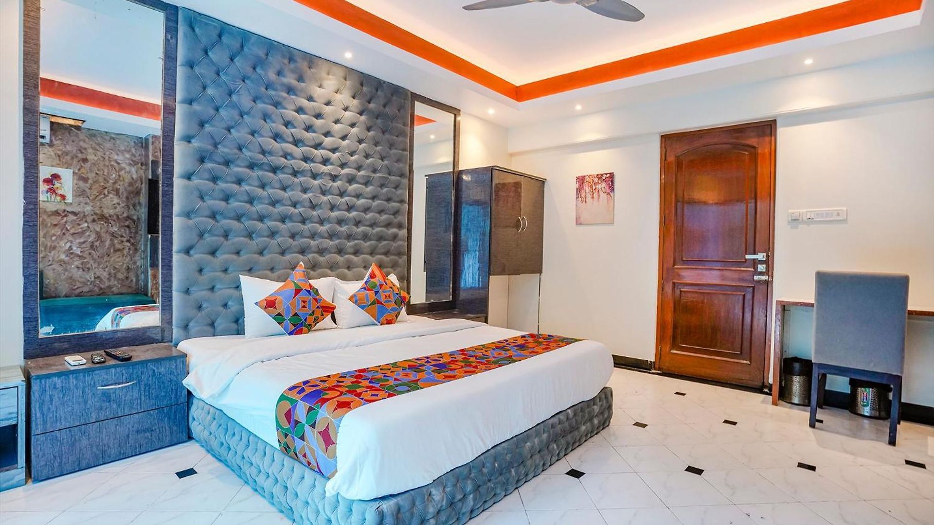 Via Twigo Hotel Mumbai