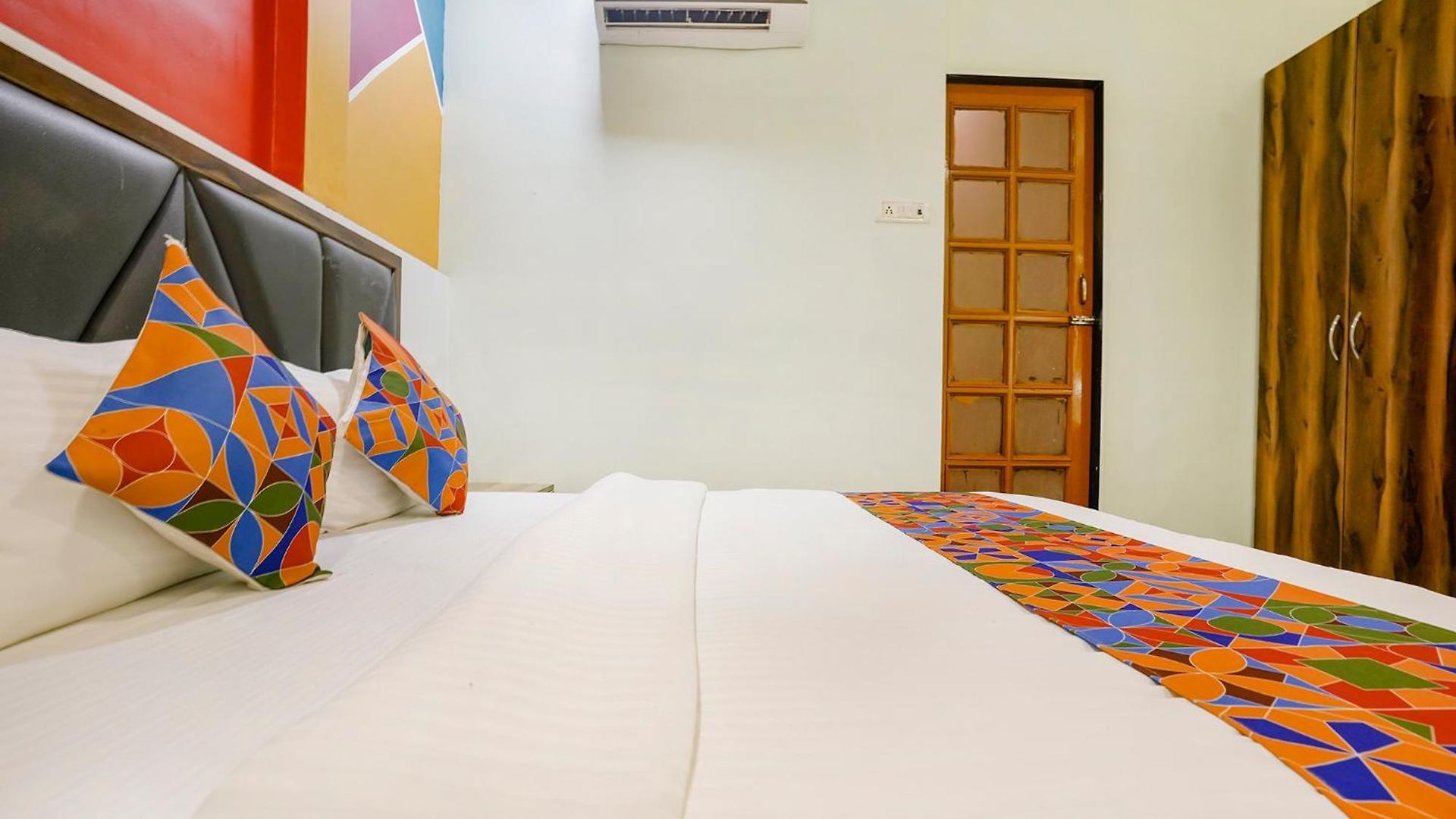 Via Twigo Hotel