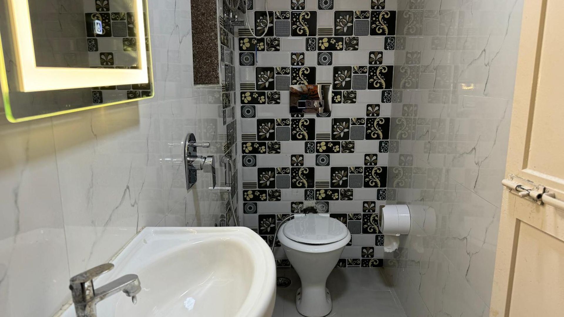 Apartment Osi Kurla West *